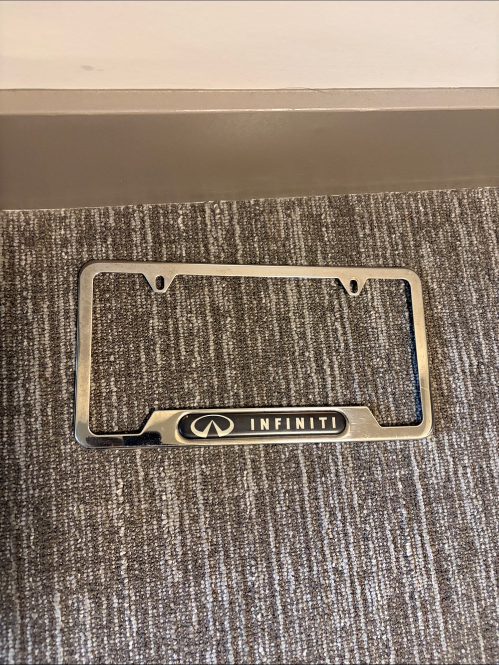 OEM Infiniti Chrome License Plate Frame with Logo - Silver/Black